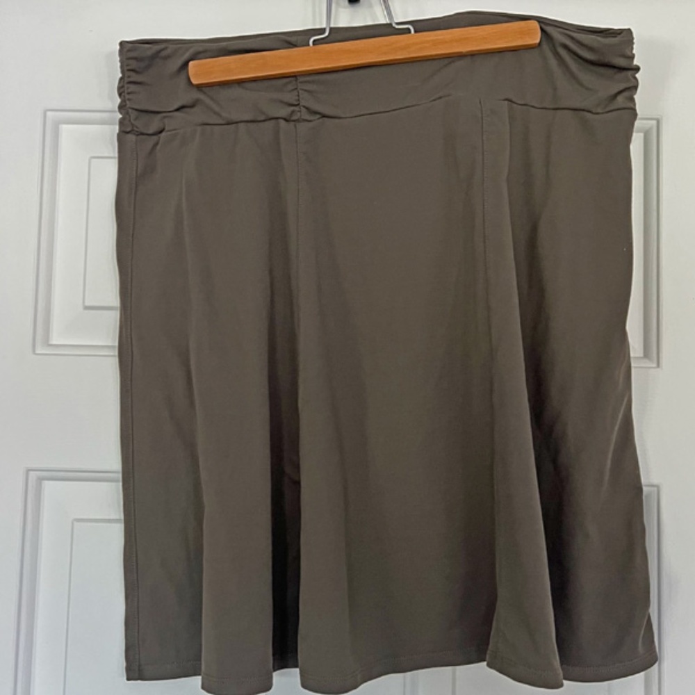 Athleta Skirt Women XL Olive Army Green Sporty Tennis Flare A-line Elastic waist